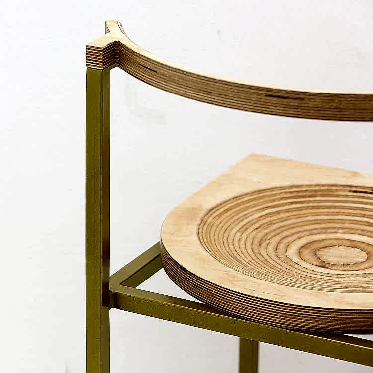 20250211-ovale-chair-gold-and-ply-0050-square-1600.jpg